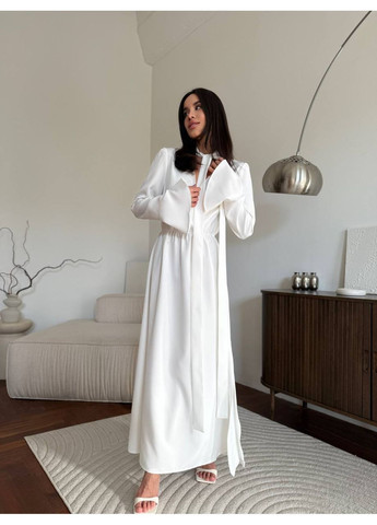 Молочное праздничный, вечернее женское платье меди с акцентом на талии MonCher