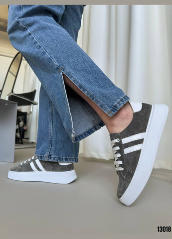 Сірі сірі замшеві кеди з білими вставками, натуральна замша No Brand