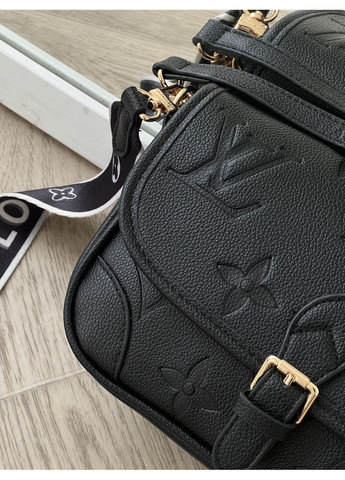 Жіноча сумка Diane Empreinte крос боді чорний стьобаний No Brand (369935692)