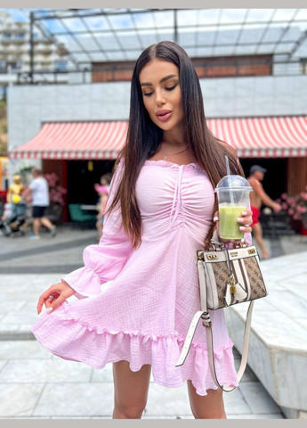 Розовое летнее лёгкое муслиновое платье с длинным рукавом и открытым декольте, короткое однотонне розовое платье на лето(100% хлопок) No Brand
