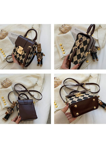 Детская мини сумочка на плечо с брелком зайцем для девочек из экокожи и ткани розовая No Brand (351536888)