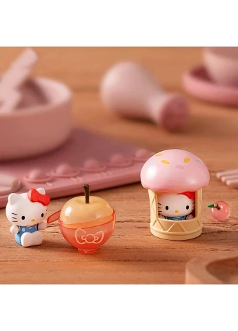 Фігурка-сюрприз Hello Kitty Яблучний воркшоп 5 см пластикова пастельна No Brand (400470497)