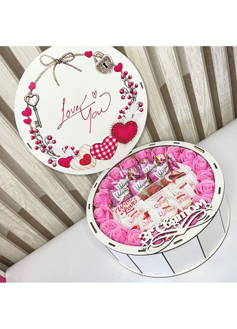 Жіночий подарунковий бокс: солодощі та мильні троянди - ідеальний подарунок No Brand (354820414)