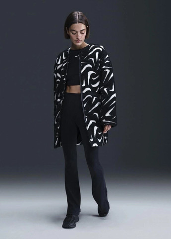 Черно-белая демисезонная куртка шуба Nike Sportswearloose Jacket