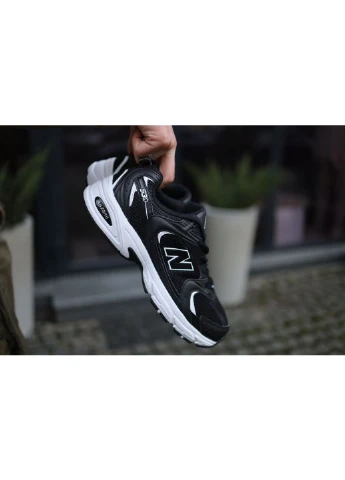 Белые демисезонные кроссовки мужские new balance 530 black white нью беланс 530 белые No Brand