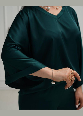 Жіночий костюм із шовку Армані колір смарагд р.46/48 453821 New Trend (289720119)