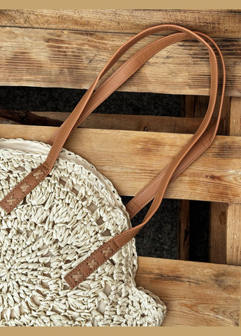 Сумка женская плетеная из рафии вместительная круглой формы с узором. No Brand (330618804)