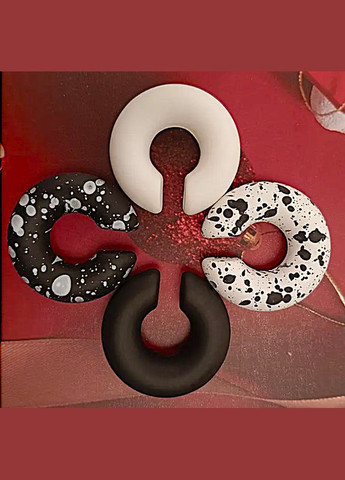 Кафи 4 одиниці акцентні широкі чорно-білі No Brand (347250604)