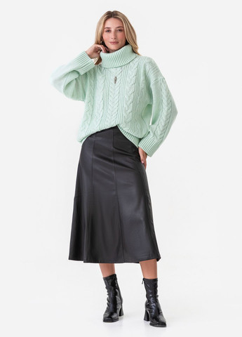 Мятный женский свитер крупной вязки «косами» и воротником-гольф. SVTR