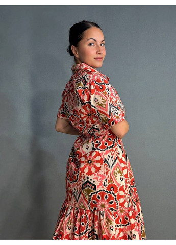 Червона кежуал сукня жіноча 4338 довга з воланом і орнаментом червона MIX RAY з геометричним візерунком