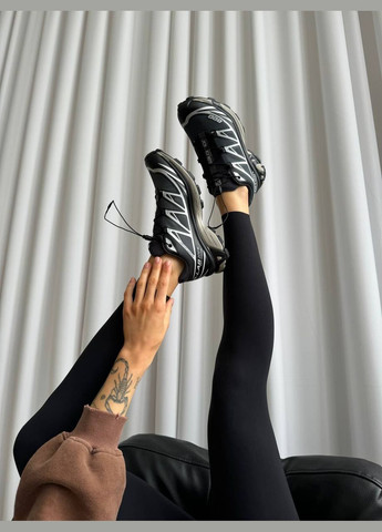 Чорно-білі всесезонні кросівки Vakko