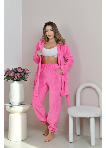 Розовая женская махровая пижама Osoblyva