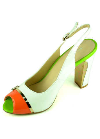 Комбинированные летние модельные босоножки Meglias