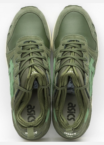 Зеленые кроссовки Asics