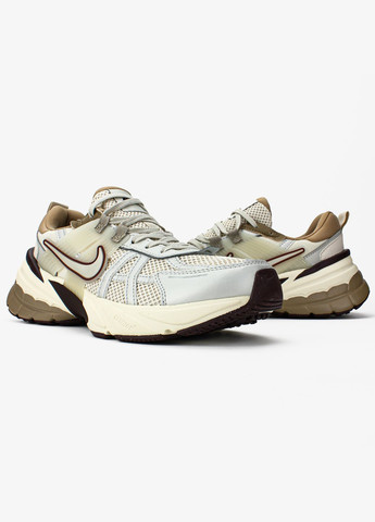 Бежевые демисезонные кроссовки мужские и женские nike runtekk orewood brown light bone | найк рунтекк оревуд бежевые No Brand