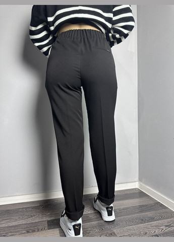 Жіночі брюки завужені до низу чорні MKJL1108-2 Modna KAZKA (278259095)
