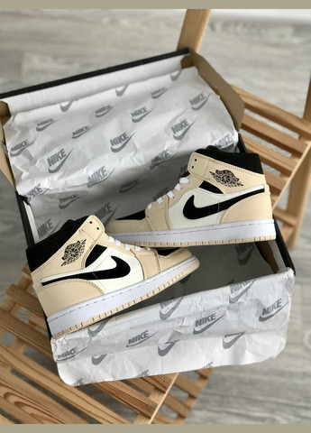 Кросівки жіночі і чоловічі Nike Air Jordan Retro 1 beige | Найк Аір Джордан Ретро 1 бежеві No Brand бежеві всесезони (307288667)