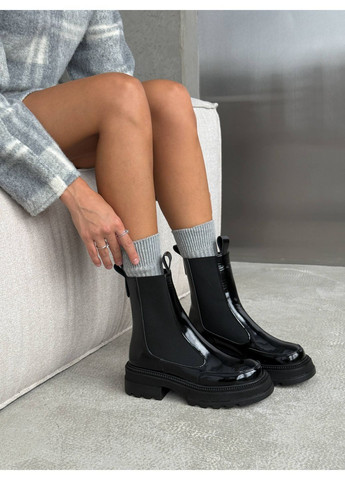 Осенние демисезонные челси из лакированной кожи Helen