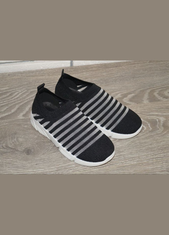Черные демисезонные кроссовки текстильные черные М.Мичи