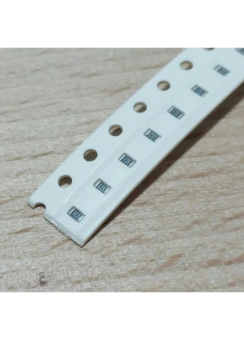 Резистор SMD 0603 120 Ом 5% 0.1 Вт. Резистор поверхностного монтажа 0603120 Ом 0.1 Вт 5%. Маркировка 121 No Brand (390309601)