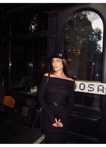 Черное женское платье из ангоры с открытыми плечами Osoblyva