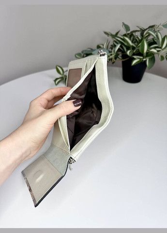 Женский кожаный кошелёк среднего размера на магнитах Classic (314815681)