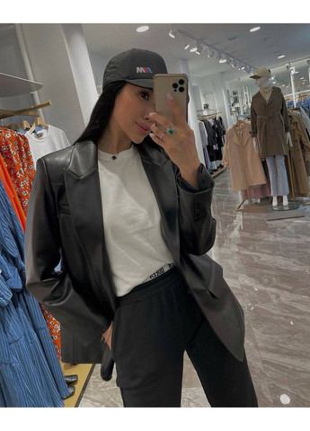 Черный женский пиджак из экокожи — замер в описании Vione однотонный - всесезон