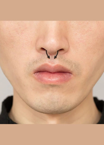 Магнітний септум-кліпс у наборі з 5 насадок на пірсинг чорний No Brand (323652830)