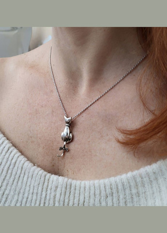 Серебряная подвеска подвес Кошка с бантиком с Белыми камнями черненное серебро 925 пробы 3526 3.60г No Brand (306741556)