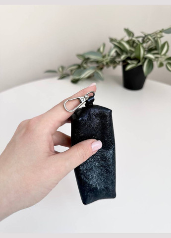 Ключниця шкіряна для звичайних ключів на блискавці з карабіном VI&VA (322399508)