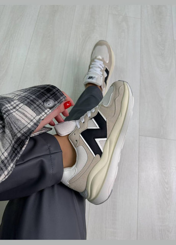 Жіночі кросівки в стилі New Balance сіро бежеві замшеві No Brand світло-бежеві (295923535)