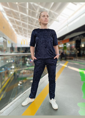 Фиолетовая всесезон женская футболка айс велюр чернила 2 Льва