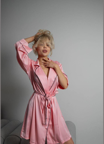 Рожева жіночий шовковий халат колір рожевий р.42/48 453606 New Trend