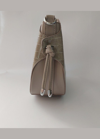 Сумка жіноча на плече мала чорна лакована з тисненням під рептилію Karlos Marconi (347640669)