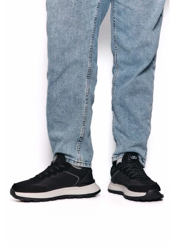 Чорні кросівки чоловічі чорні 347046 Where Uwear