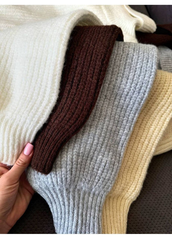 Темно-коричневий теплий та мʼякий светр Vakko