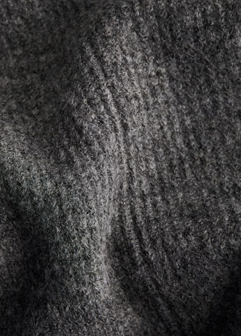 Темно-сірий демісезонний светр H&M