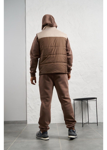 Темно-бежевый зимний костюм мужской тройка Garna