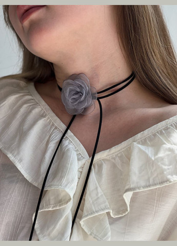 Чокер цветок из органзы серого цвета на шнурке D.Hats текстиль (285710695)