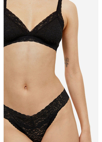 Черные кружевные трусики однотонные H&M