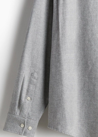 Светло-серая рубашка однотонная H&M