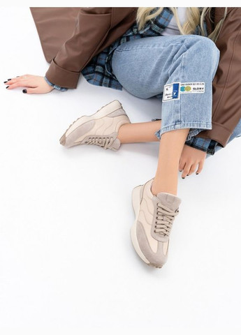 Бежевые демисезонные бежевые кроссовки из кожи с замшевыми вставками ISSA PLUS
