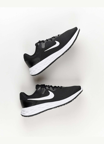 Білі всесезон кросівки чоловічі revolution 6 dc3728-003 літо текстиль сітка чорні Nike
