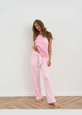 Світло-рожева комплект зі штанами та футболкою victoria Nicoletta