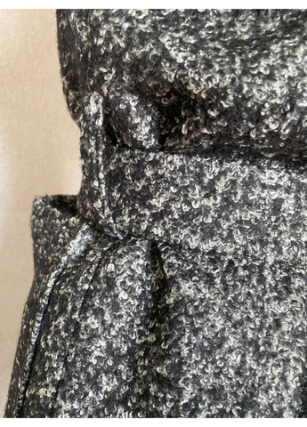 Жіночий приталений жилет з поясом чорно-білий букле Capricious 174 (363967528)