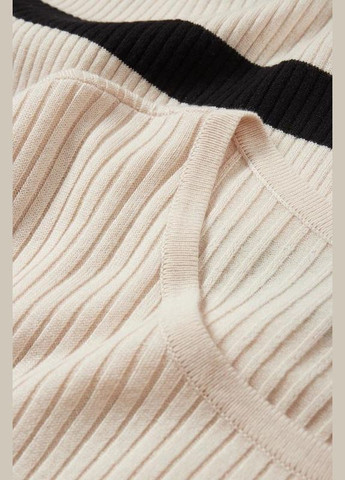 Бежева трикотажна міді сукня в смужку плаття C&A в смужку