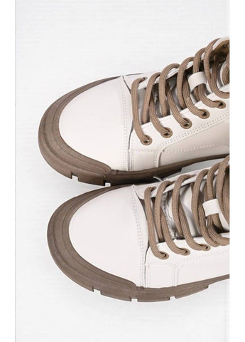 Зимние ботинки женские зимние на меху бежевые (n035) Loretta прессованная кожа