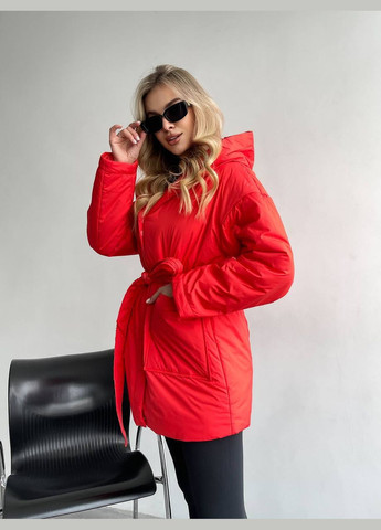 Красная женская теплая куртка под пояс цвет красный р.46/48 450135 New Trend