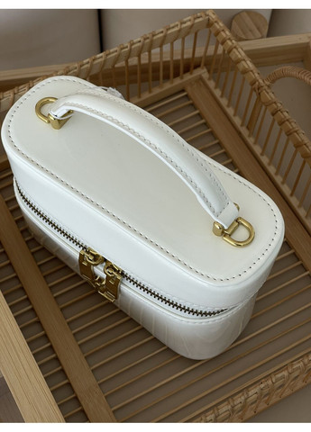 Женская сумка Gaby Vanity Lacquered Leather Shoulder Bag YSL бочонок No Brand (369935803)