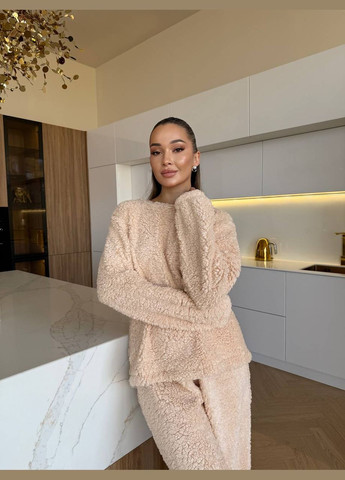 Бежевая всесезон плюшевая пижама кофта + брюки No Brand